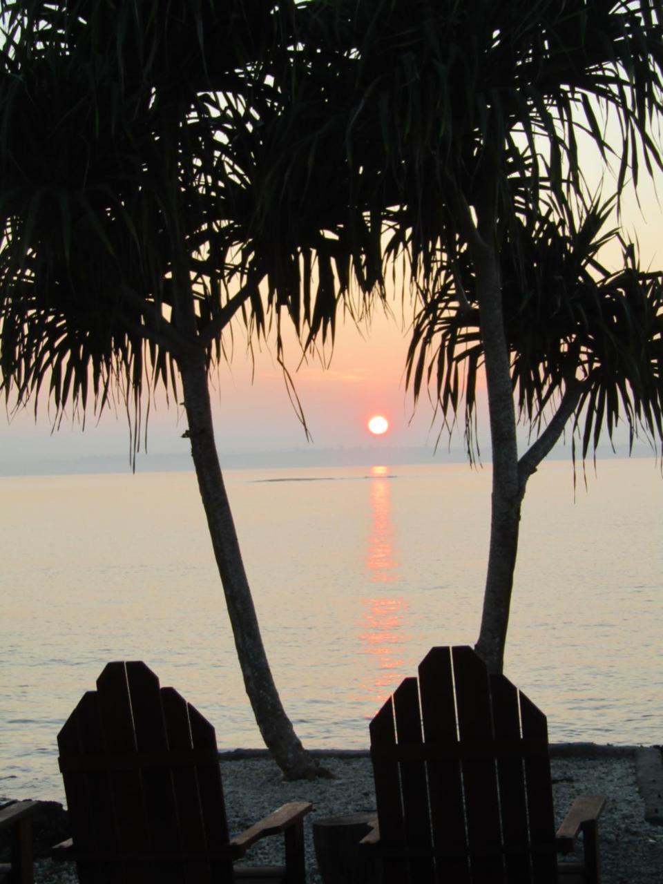 Blue Bay Resort Port Vila Exteriör bild