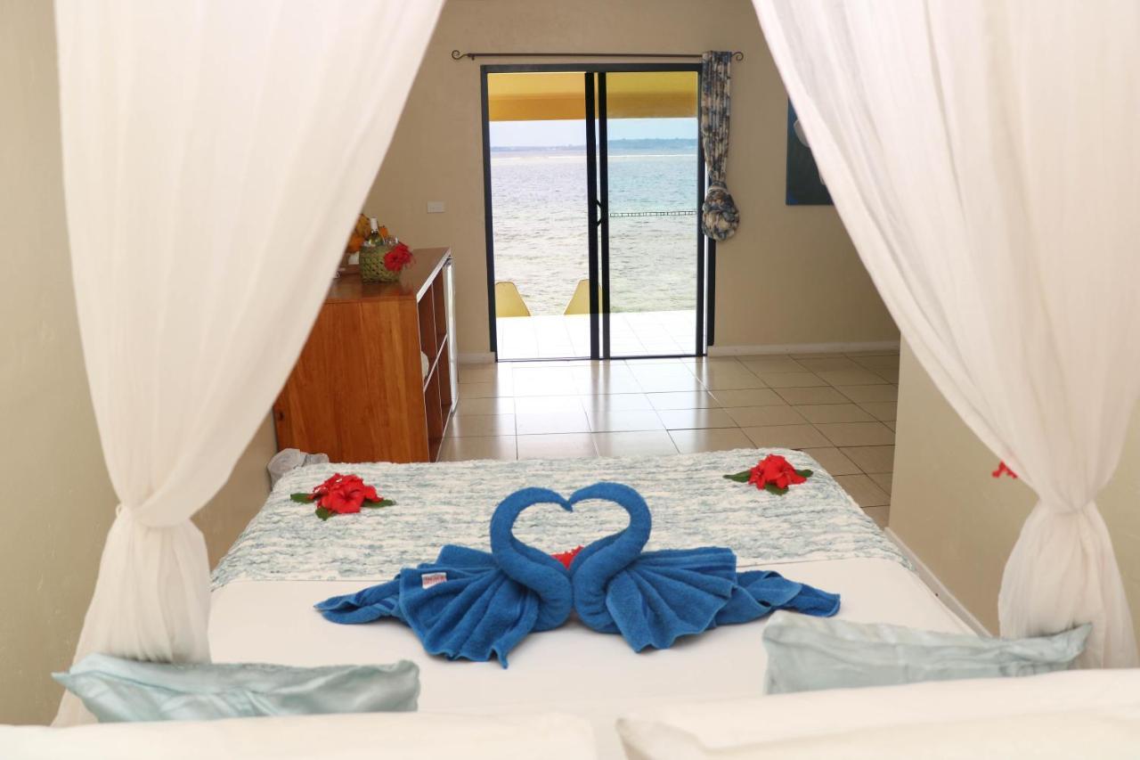 Blue Bay Resort Port Vila Exteriör bild