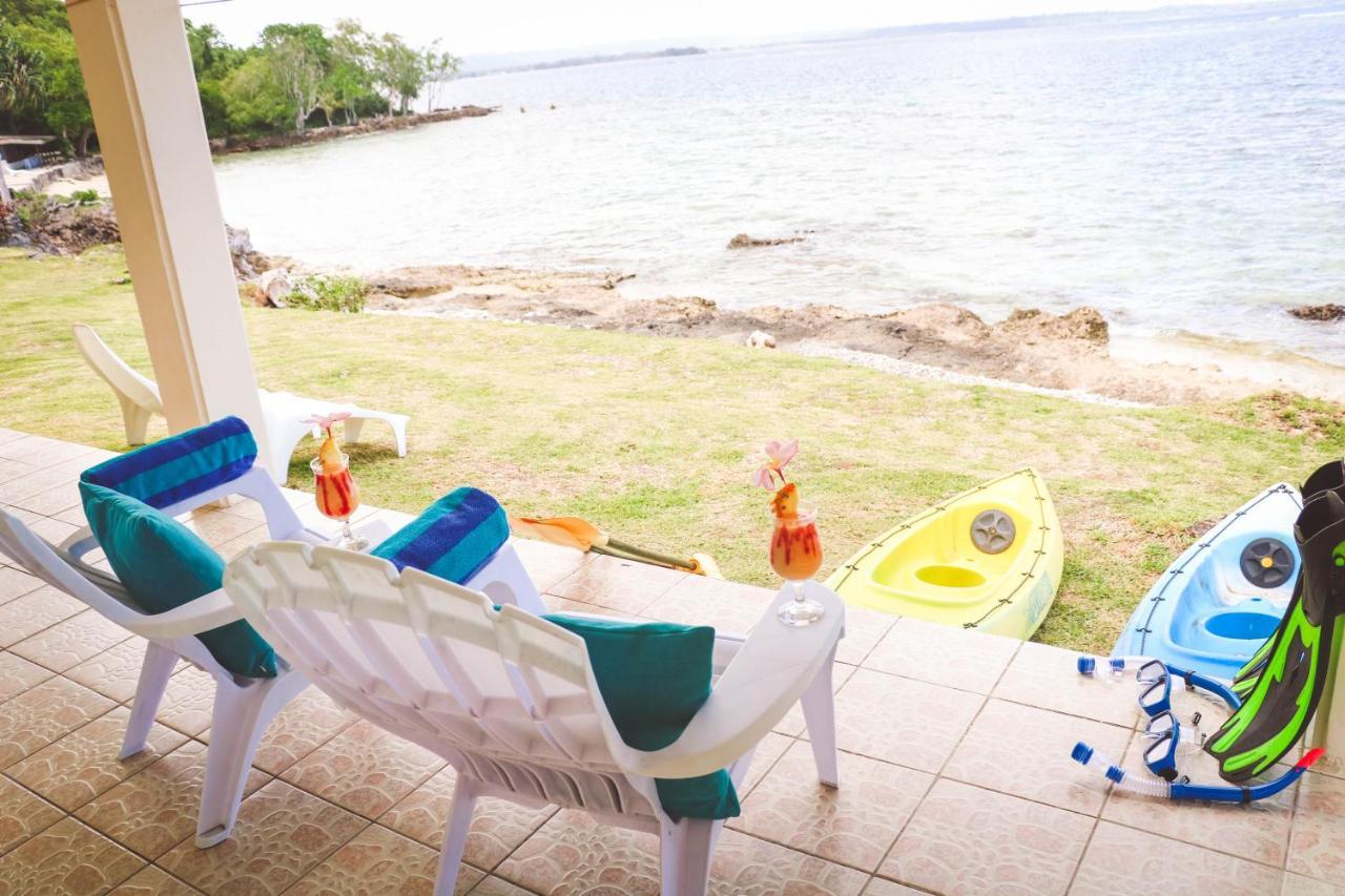 Blue Bay Resort Port Vila Exteriör bild